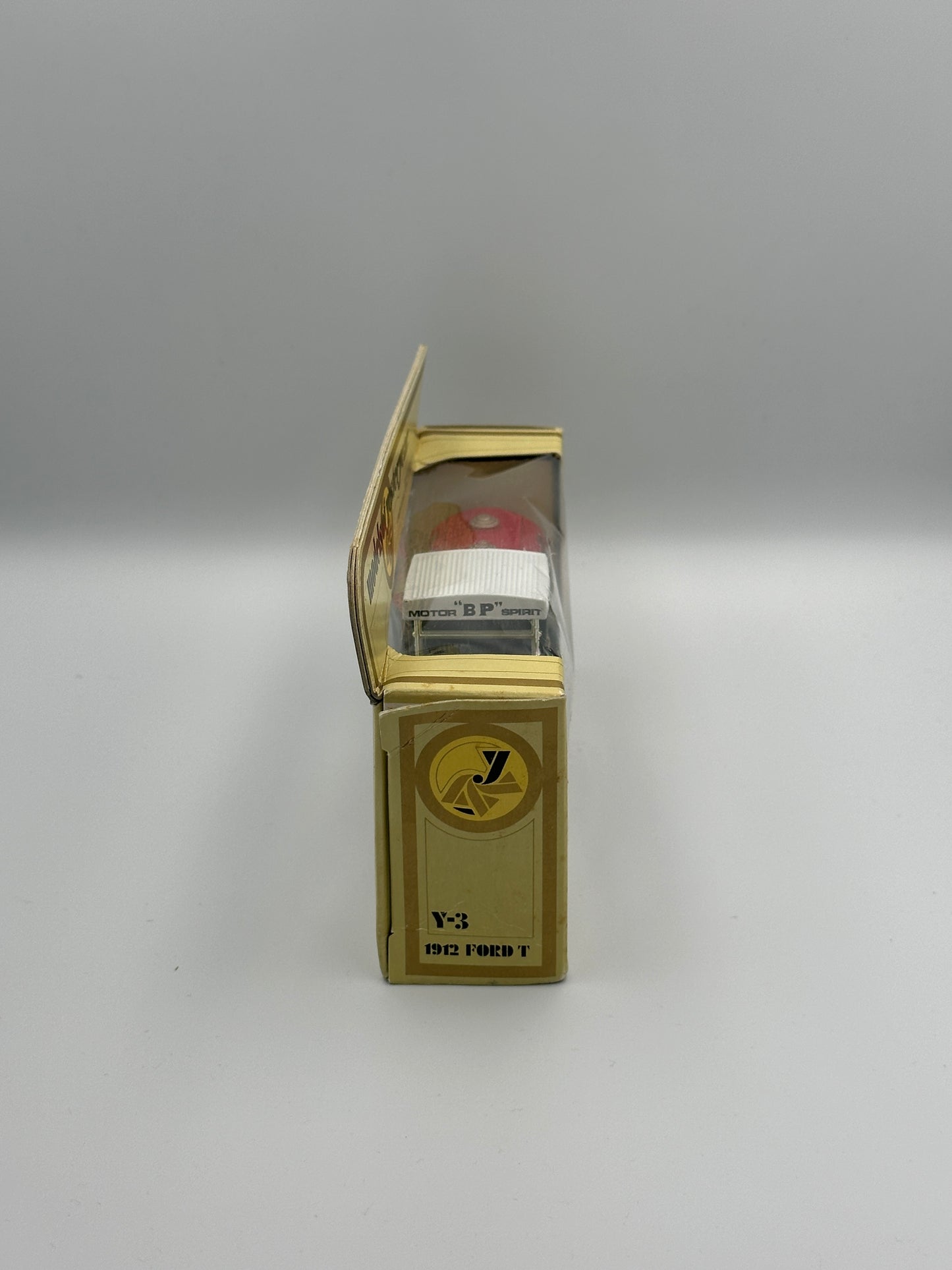 Matchbox Models of Yesteryear 1912 Ford Model T Tanker "BP"