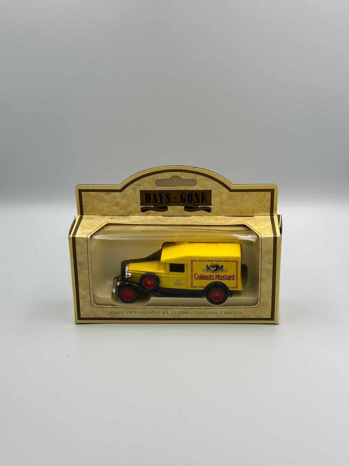 Lledo Days Gone 1936 Packard Van "Colman's Mustard"