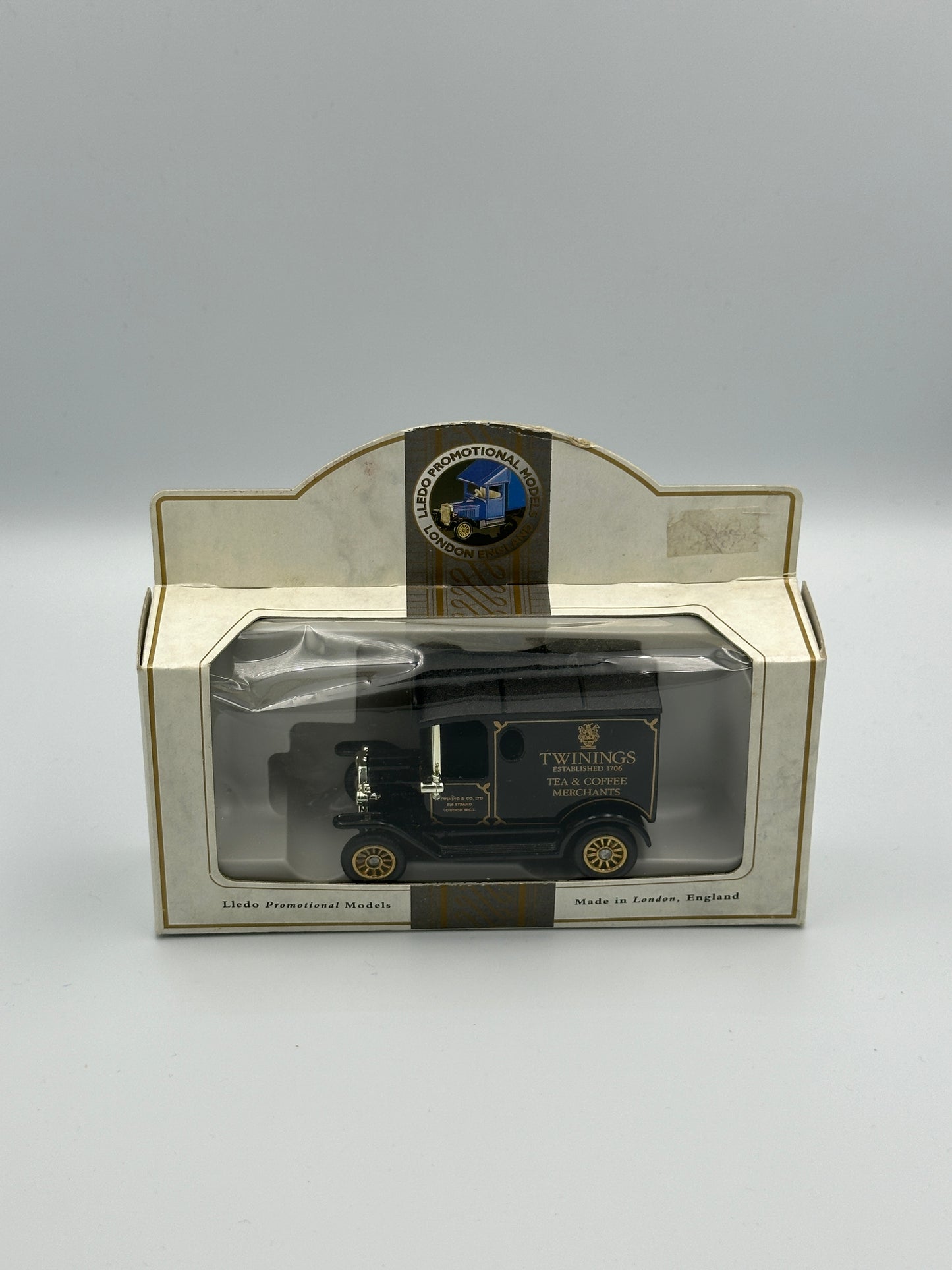 Lledo LP Models 'T' Ford Van "Twinings Tea & Coffee Merchants"