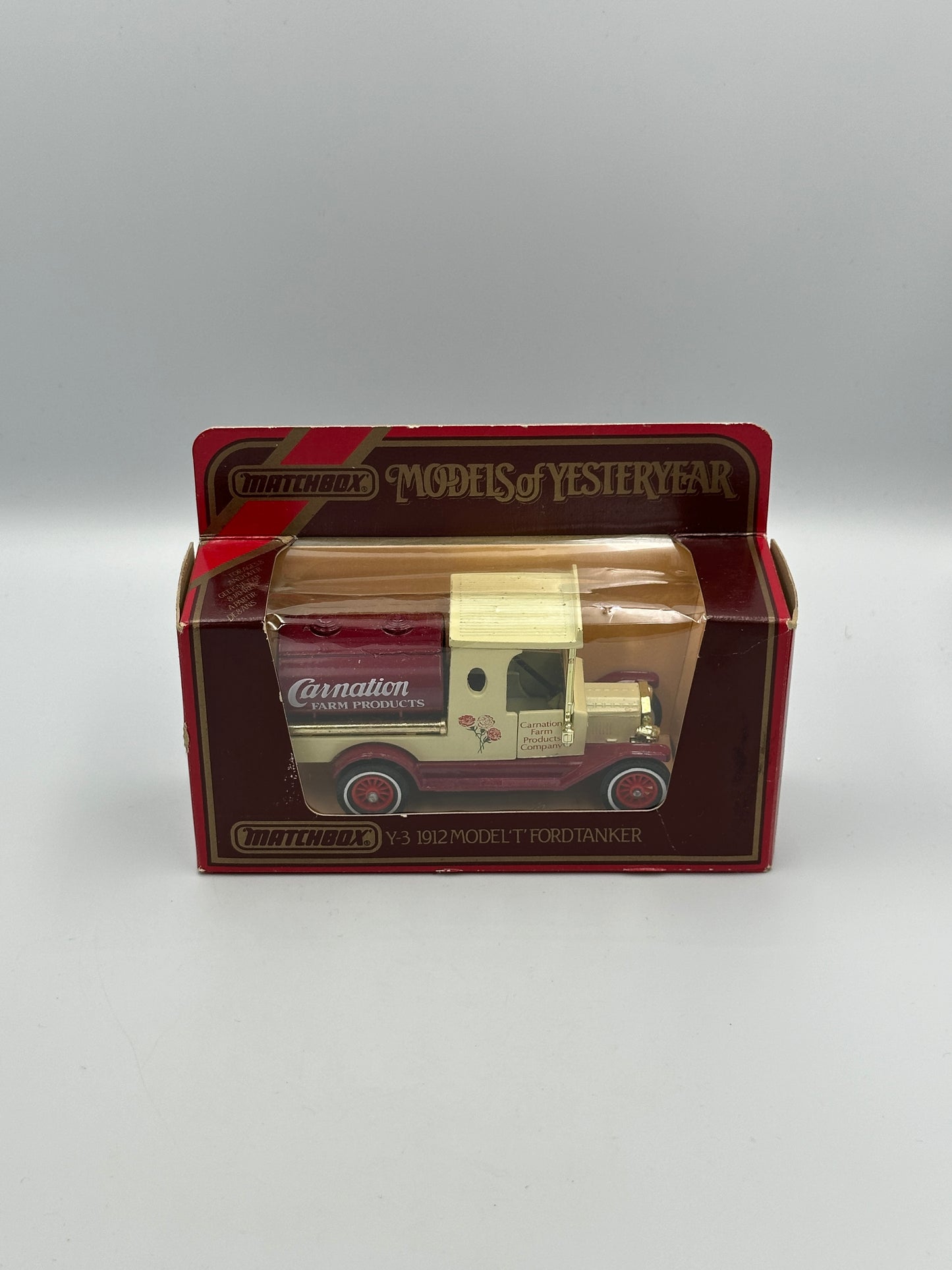 Matchbox Models of Yesteryear 1912 Ford Model 'T' Tanker "Carnation Farm Products"