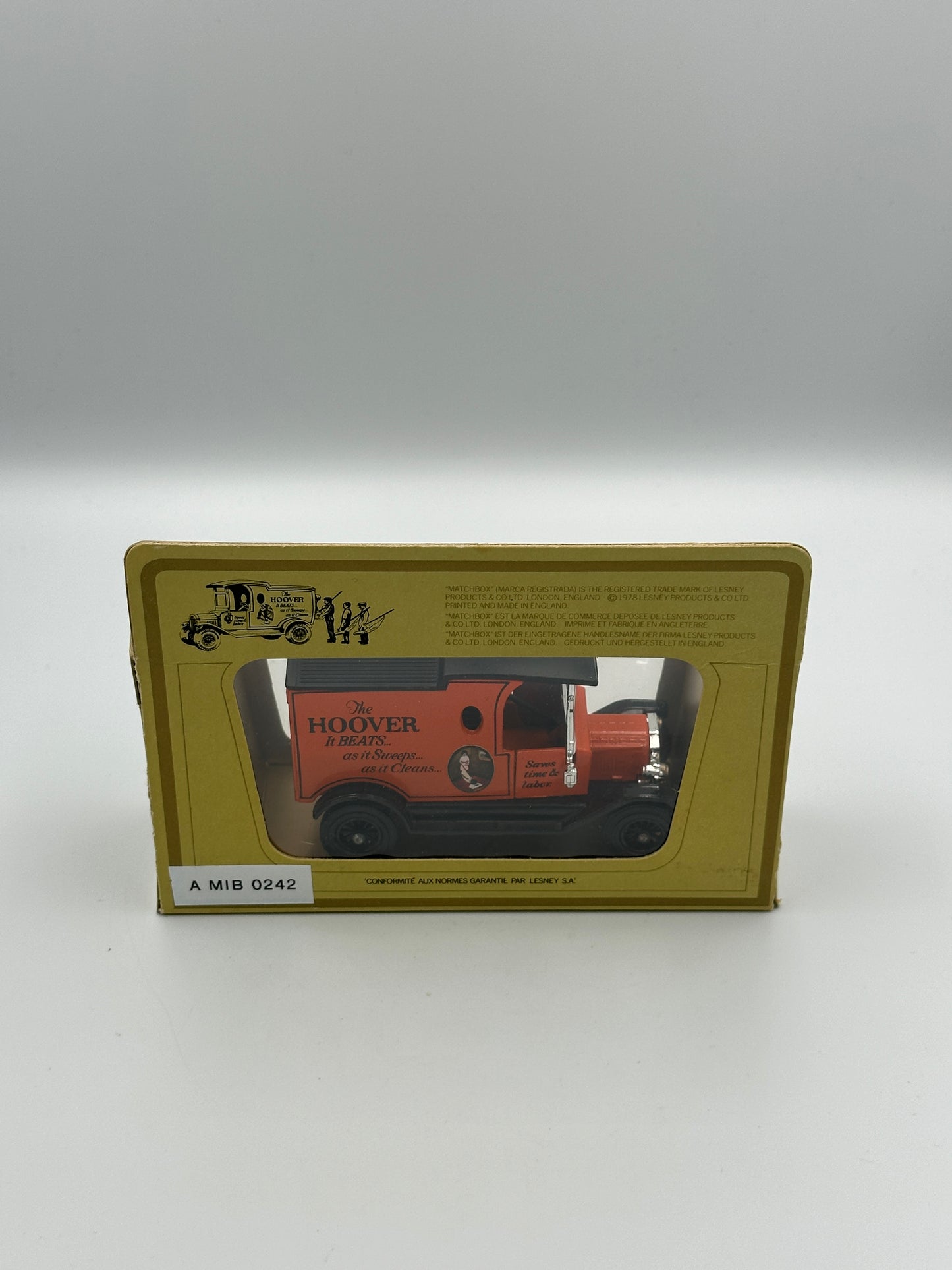 Matchbox Models of Yesteryear 1912 Ford Model 'T' Van "The Hoover"