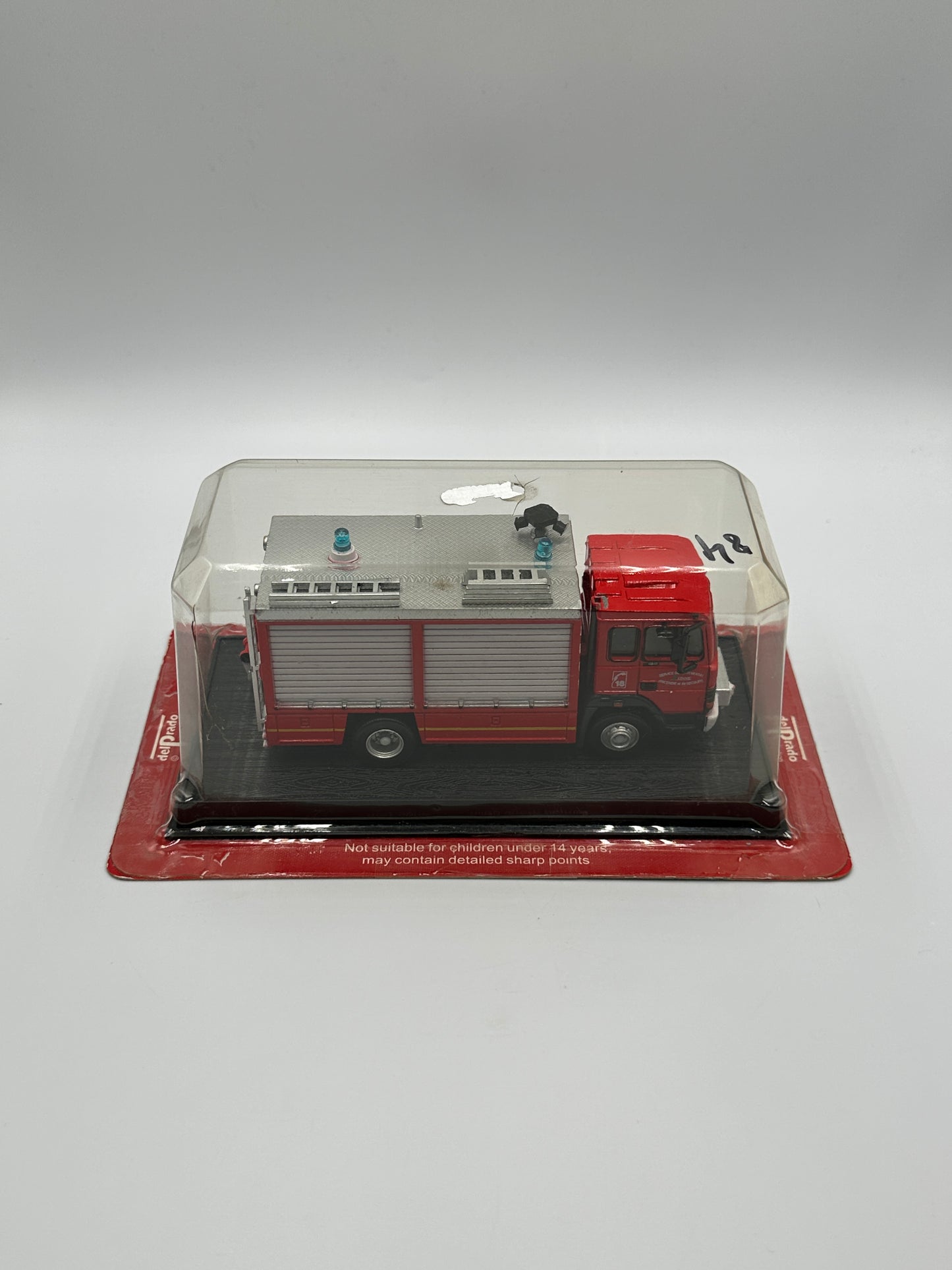 Del Prado Fire Engines of The World Issue 84. 1991 Iveco135-171 FSR Fire Engine 157 France