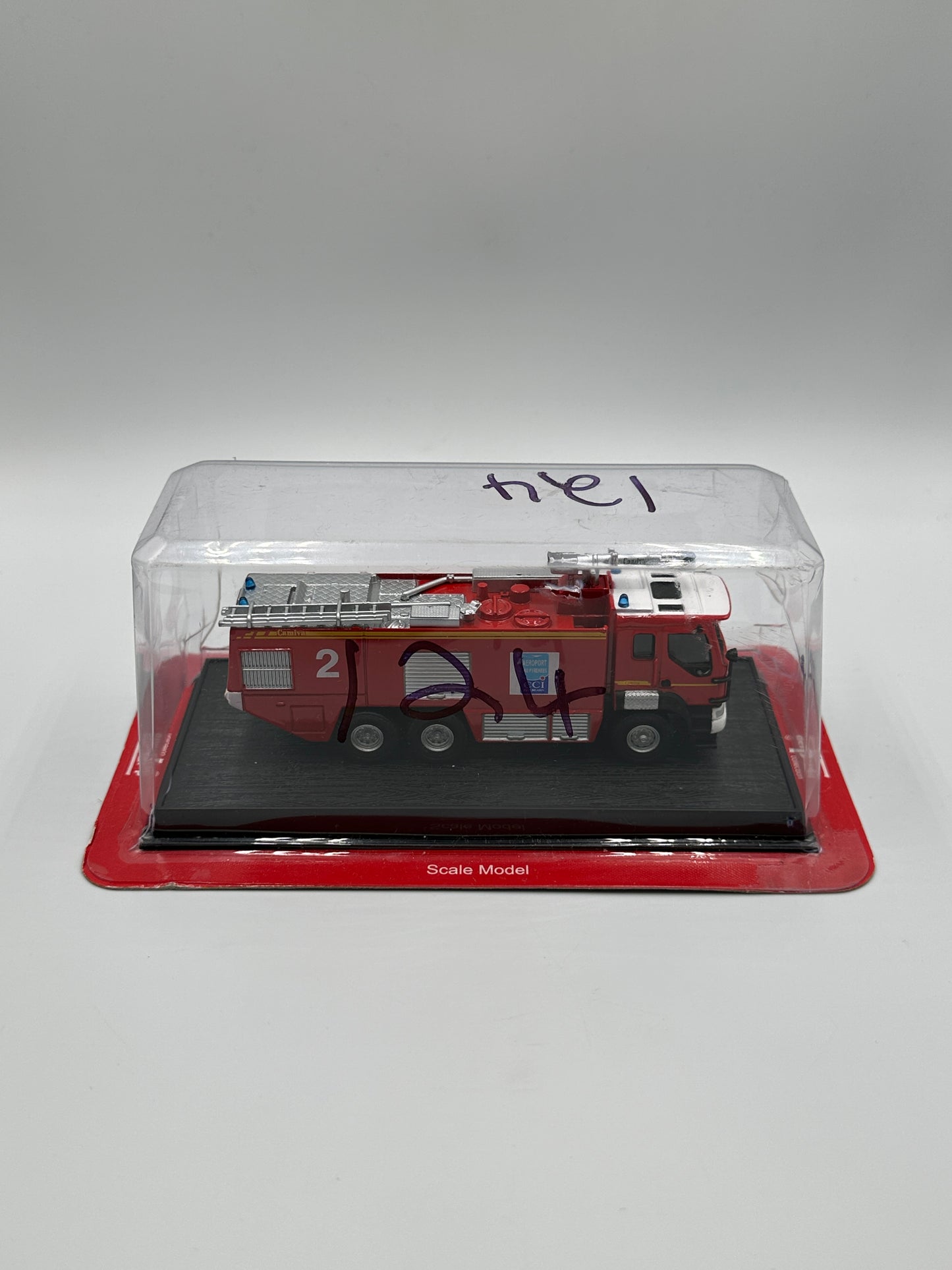 Del Prado Fire Engines of The World Issue. 124 2001VIM 60-p2.5 CAMIVA fire engine 1:80 France