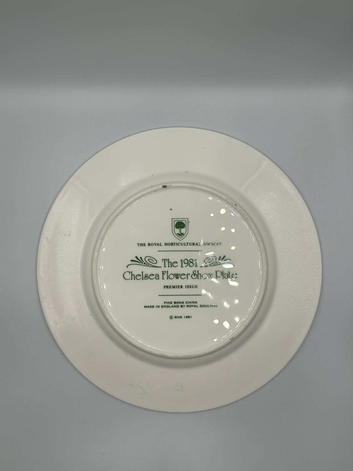 Royal Doulton Collector Plate – Chelsea Flower Show (1981) – Premier Issue