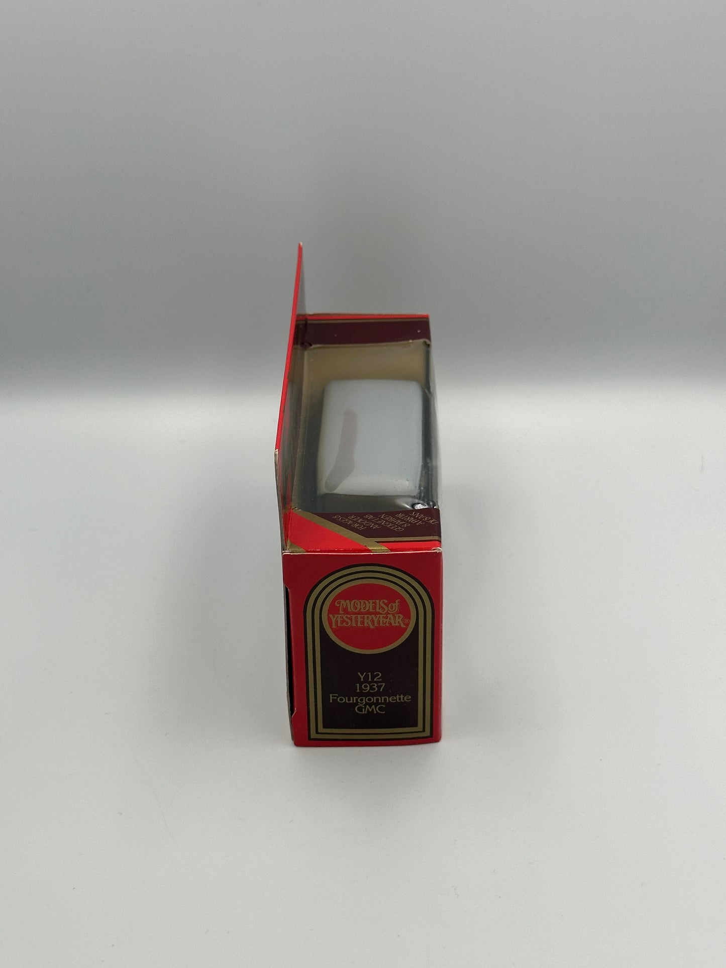 Matchbox Models of Yesteryear 1937 GMC Van "Goblin Electric Cleaners"