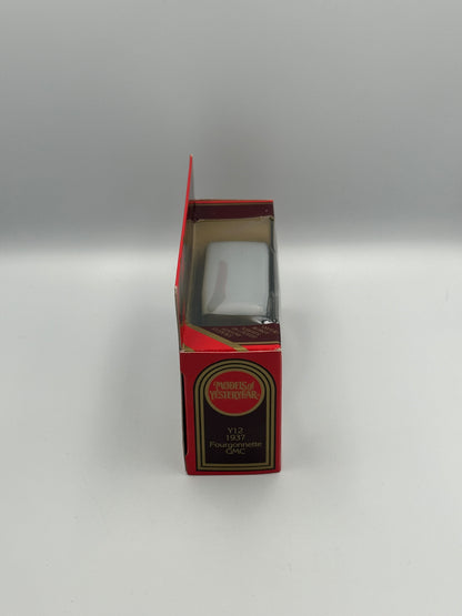 Matchbox Models of Yesteryear 1937 GMC Van "Goblin Electric Cleaners"