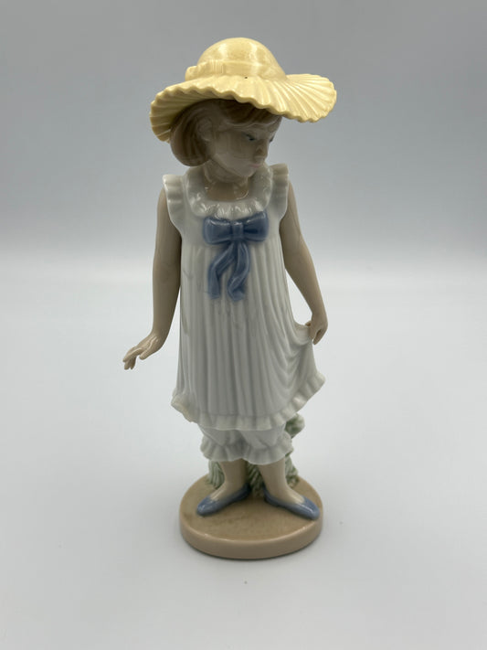 NAO by Lladro "Little Girl with Sun Hat" #1702