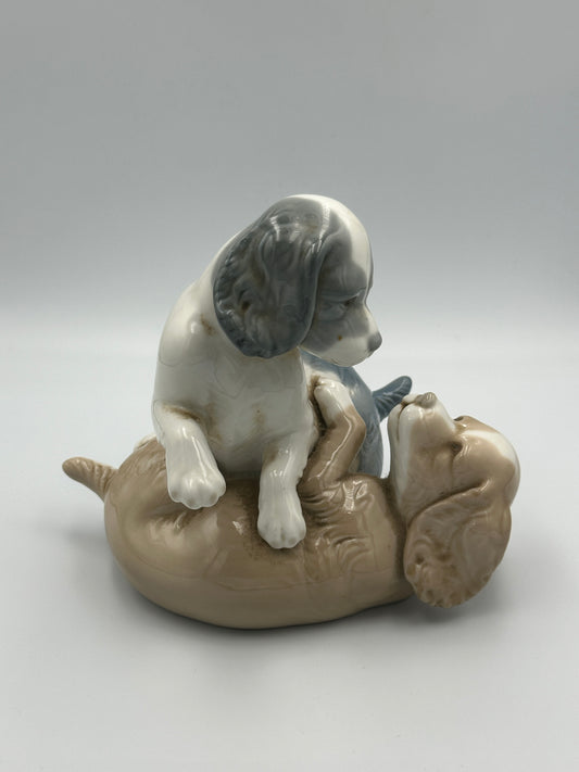 NAO by Lladro "Playful Puppies" #0386