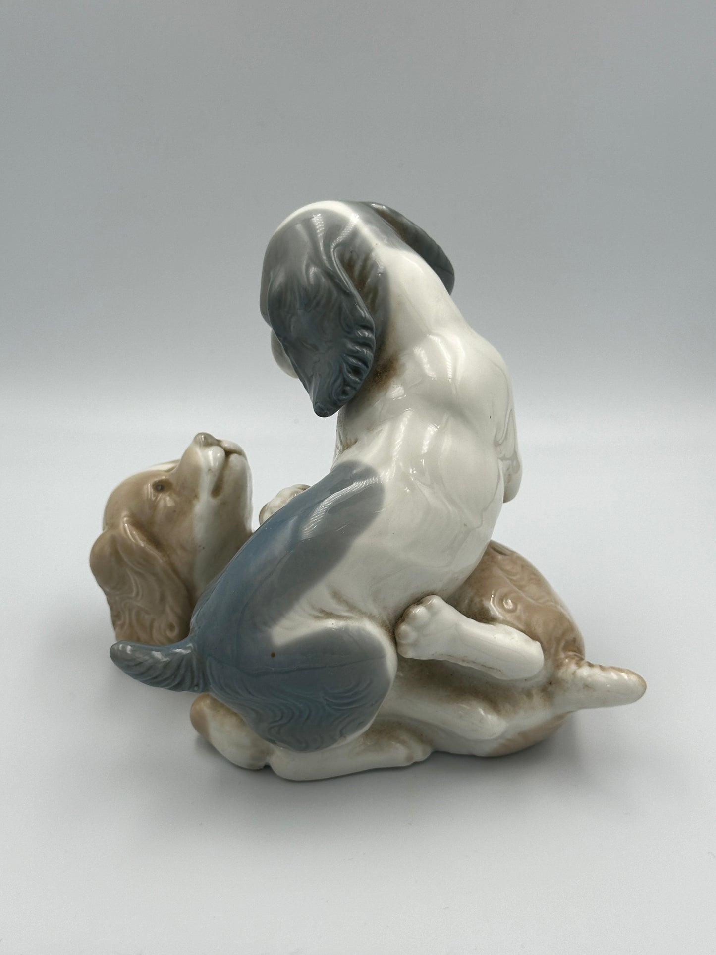 NAO by Lladro "Playful Puppies" #0386