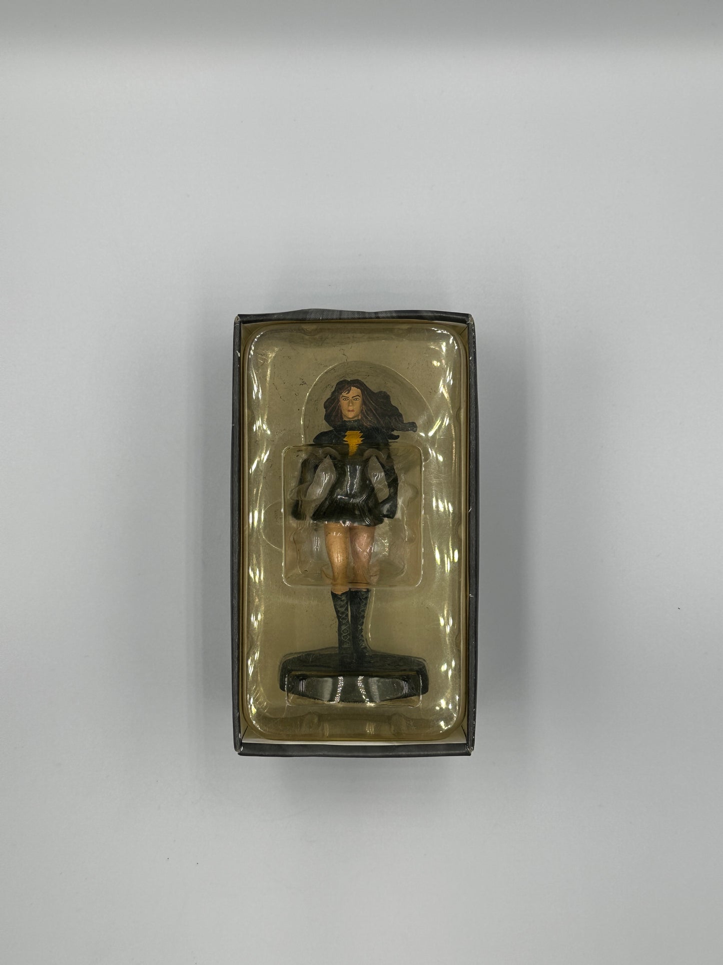 DC Comics Super Hero Collection - Mary Marvel CBH4177
