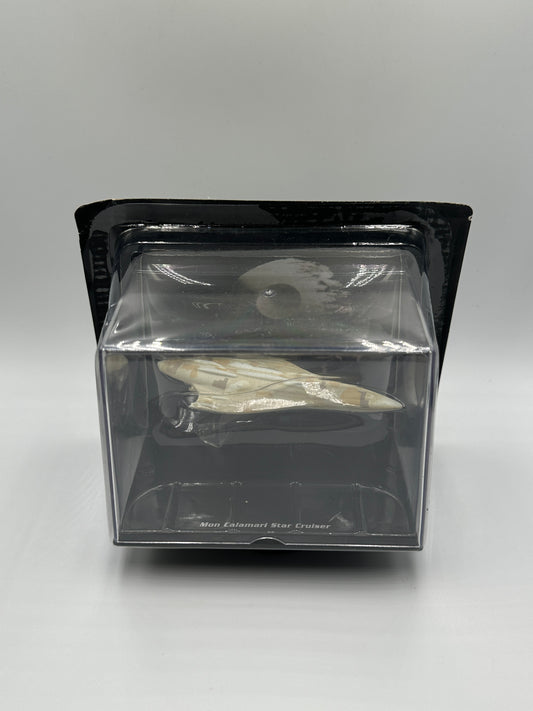 Star Wars Starship Collection – Mon Calamari Star Cruiser #54