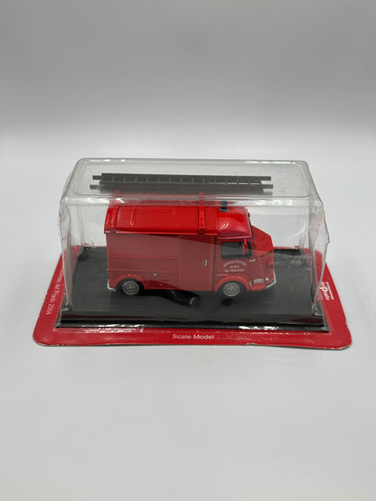 Del Prado Fire Engines of The World Issue 13. 1947 Citroen H Type Fire Truck FRANCE 1:43