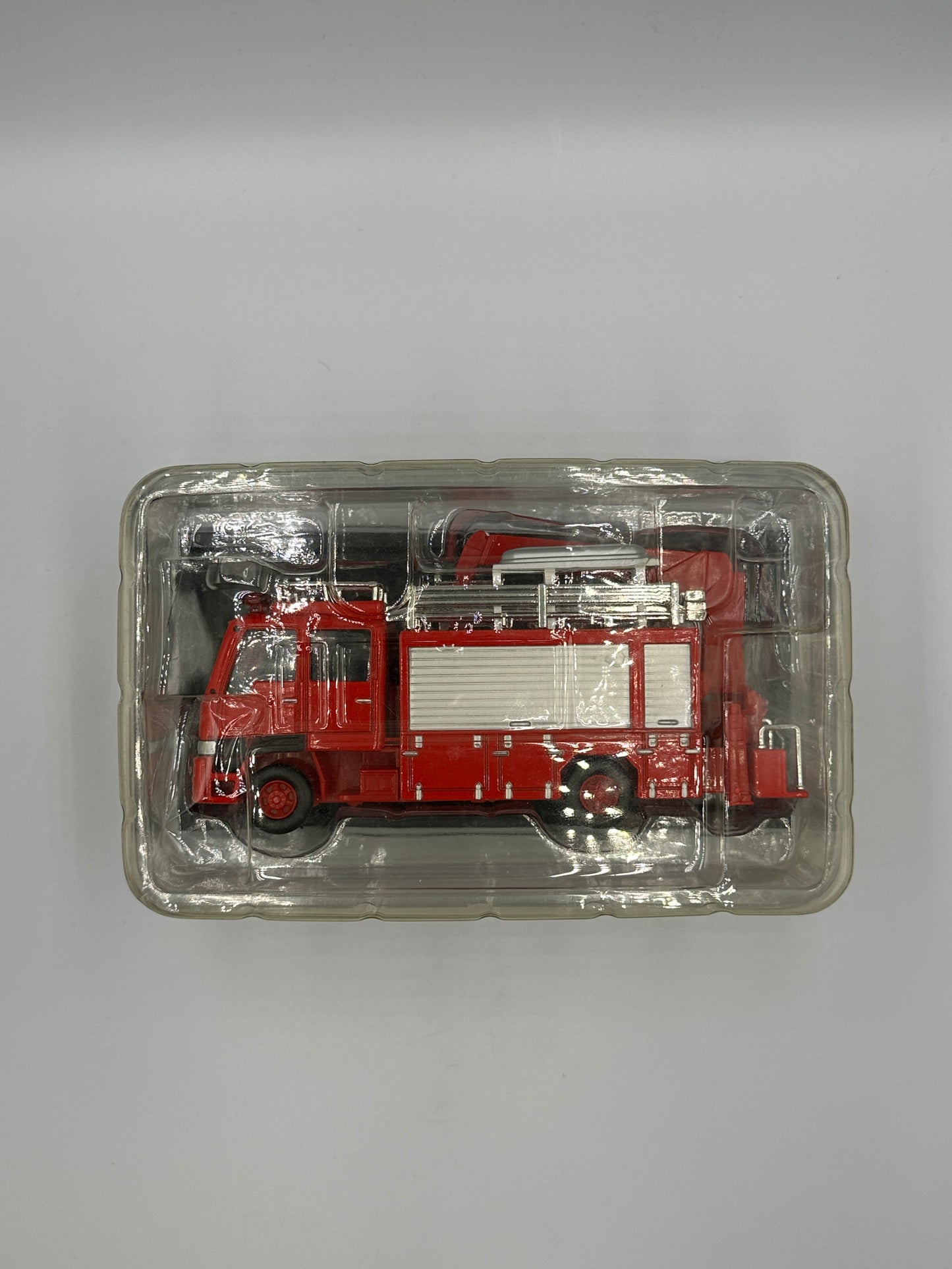 Del Prado Fire Engines of The World Issue 24. 1995 Morita R-111 JAPAN 1:64