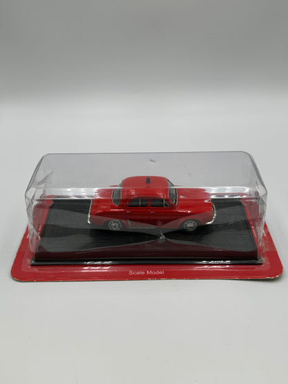 Del Prado Fire Engines of The World Issue 45. 1960 Renault Dauphine FRANCE 1:43
