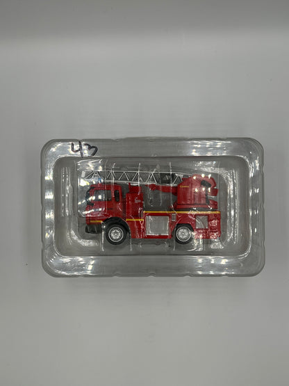 Del Prado Fire Engines of The World Issue 43. 2001 Renault Camiva 18m Fire Escape Ladder FRANCE 1:57