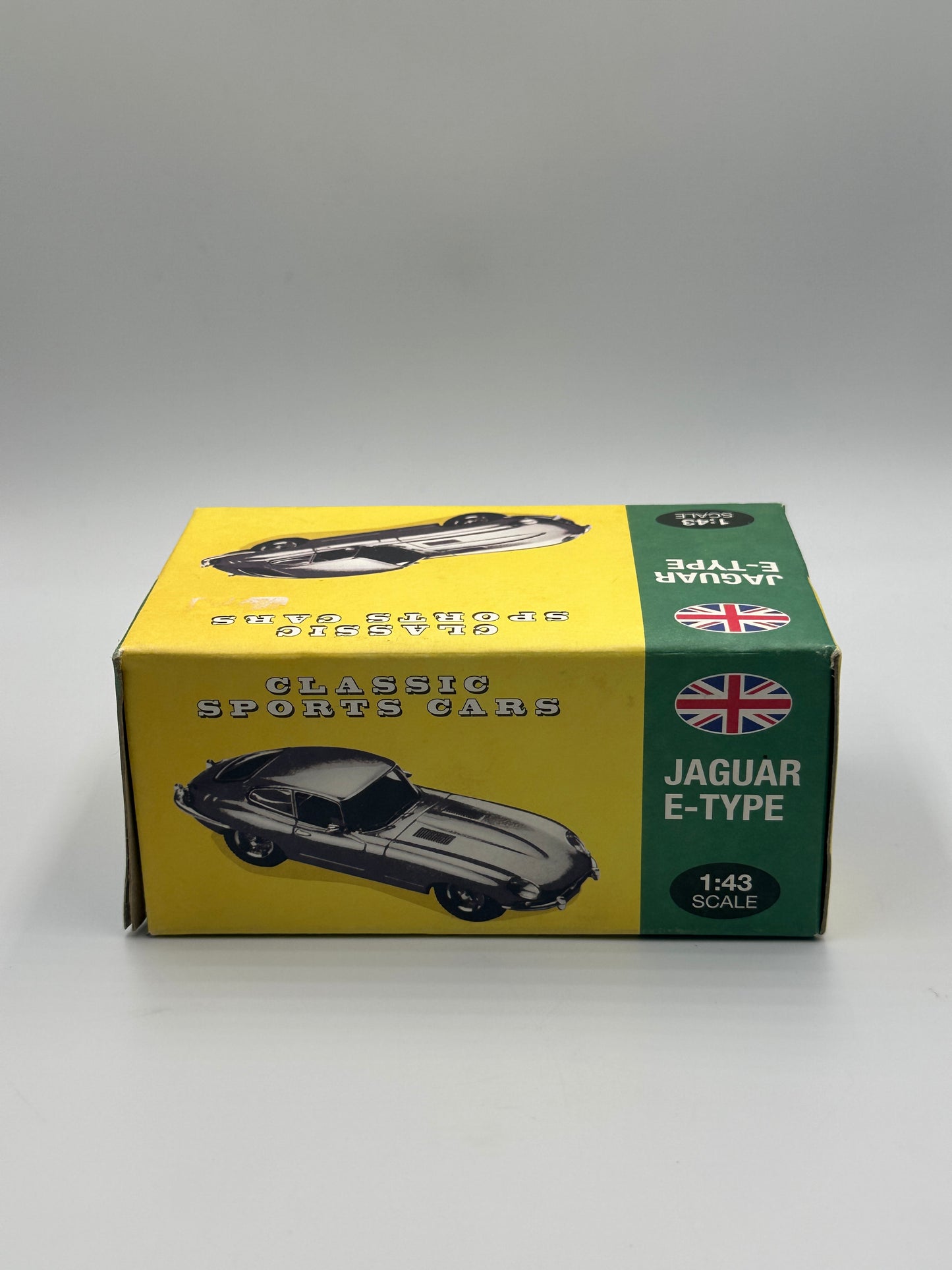 Atlas 1/43 Classic Sports Cars – Jaguar E-Type (Red)