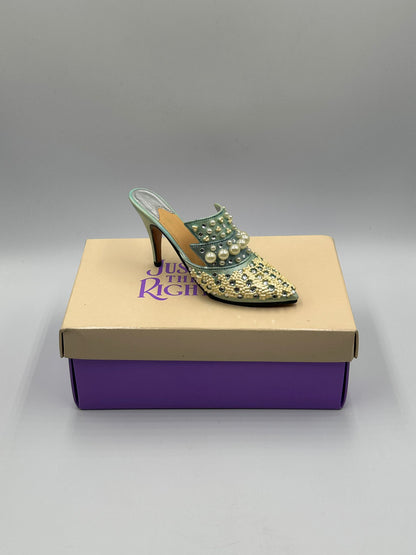 Just the Right Shoe "Frosted Fantasy" – Item 25032