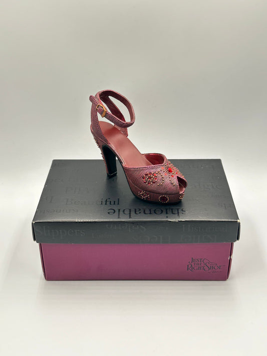 Just the Right Shoe "Late for a Date" – Item 25065
