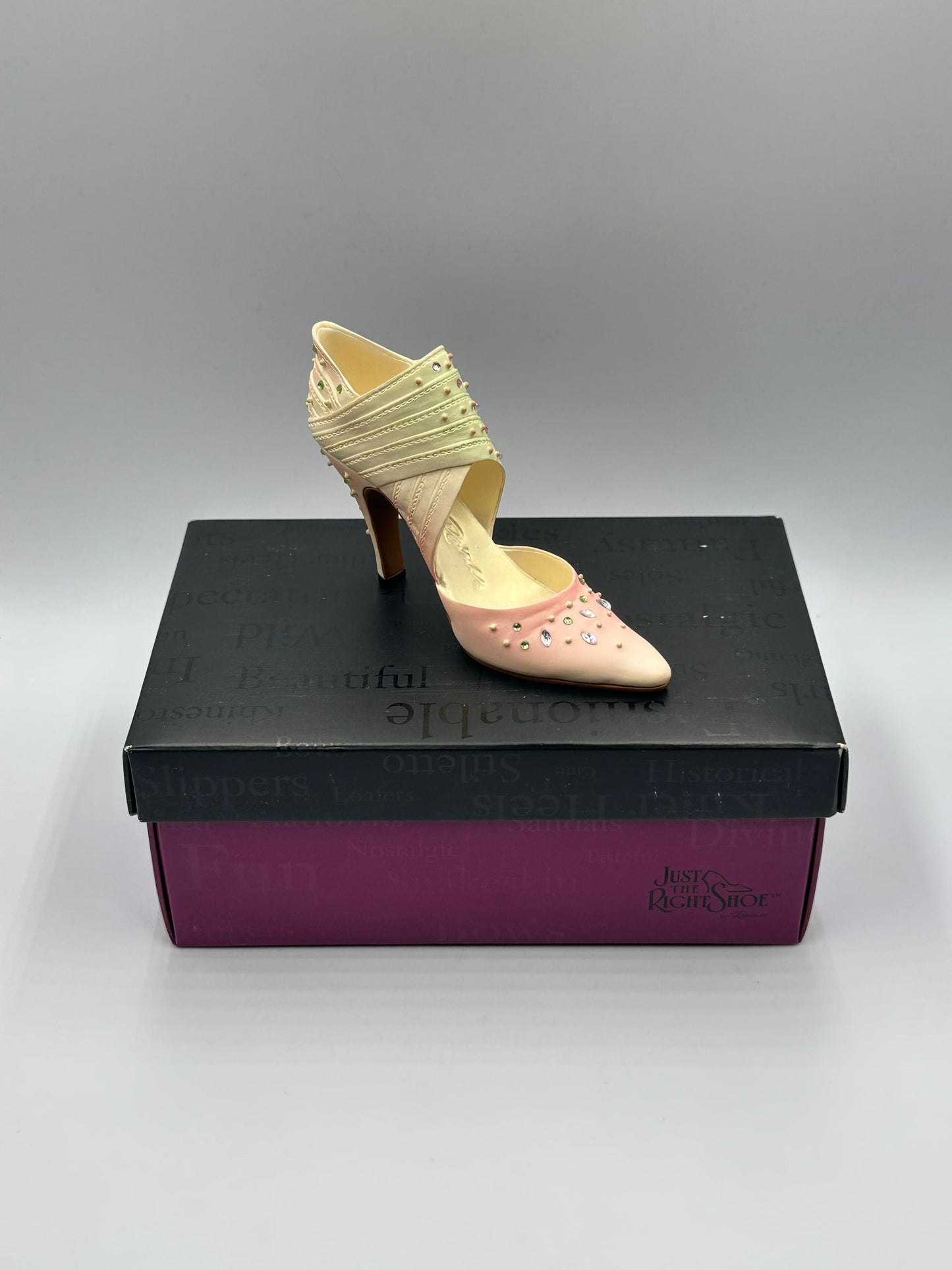 Just the Right Shoe "Spring Raine" – Item 25073