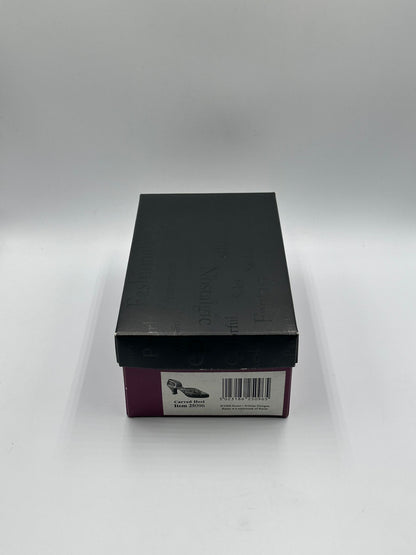 Just the Right Shoe "Carved Heel" – Item 25096