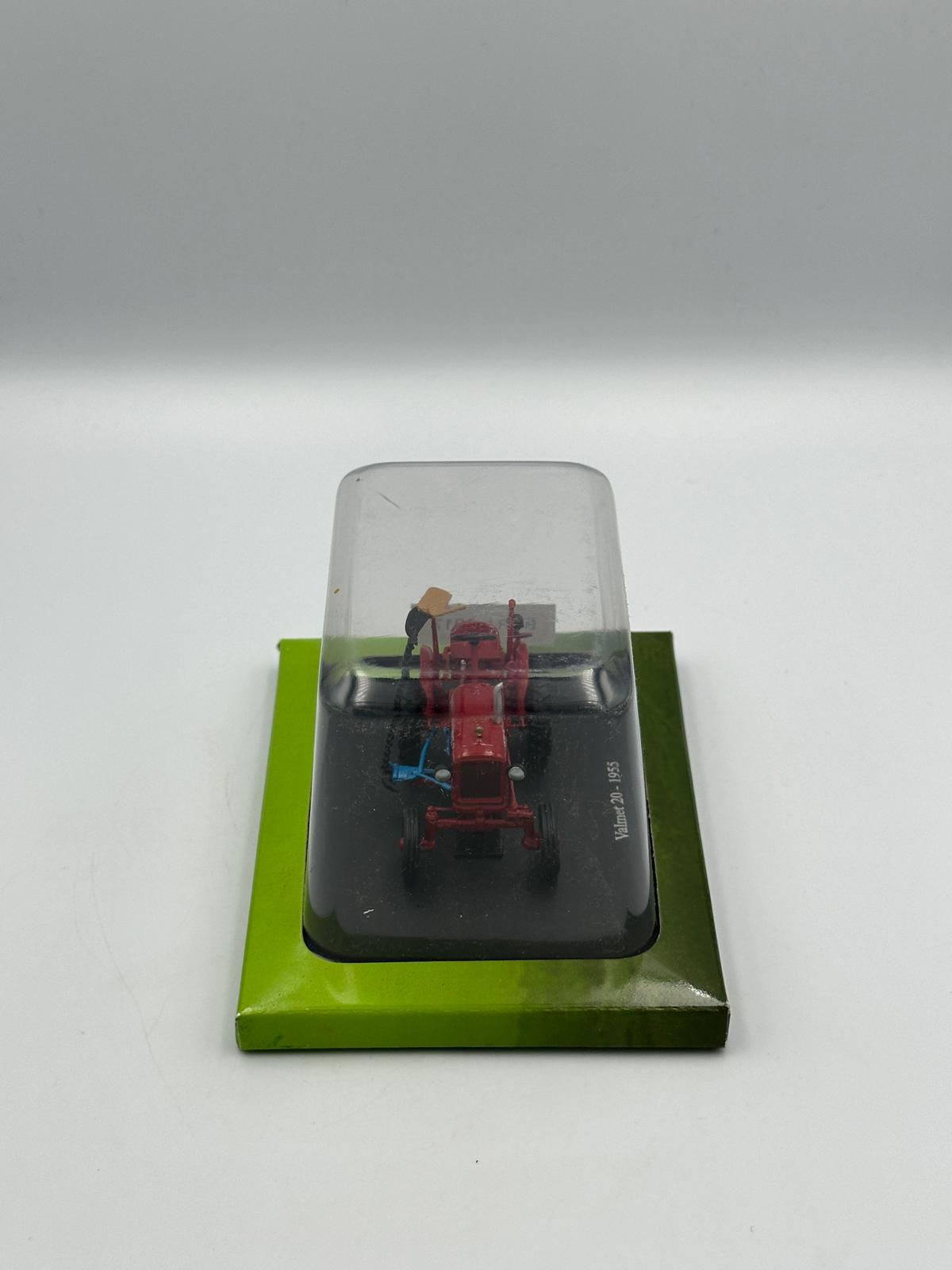 Hachette Valmet 20 (1955) Die-Cast Tractor Model