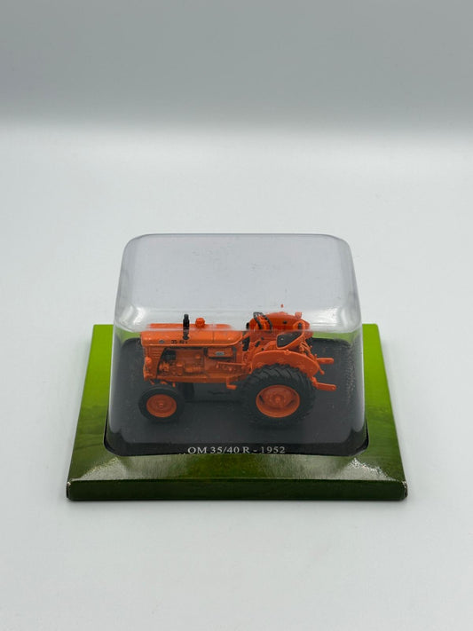 Hatchette OM 35/40 R (1952) Die-Cast Tractor Model