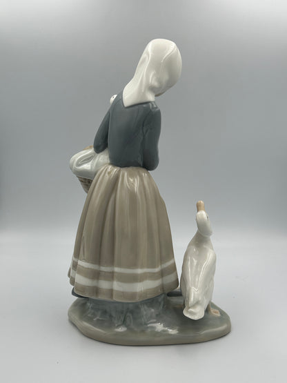 NAO by Lladro "Girl with Ducks" #4568