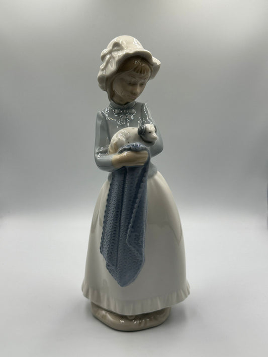 LLADRO NAO Girl Holding Puppy Dog in Blue Blanket #241