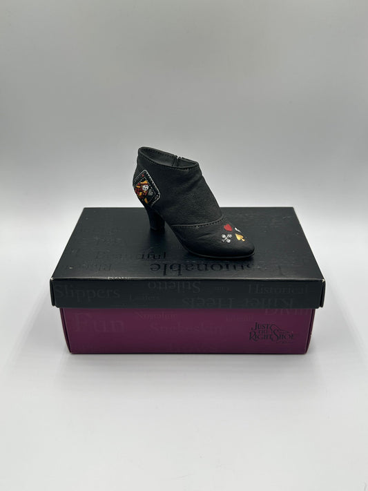 Just the Right Shoe "Queen of Hearts Boot" – Item 25325