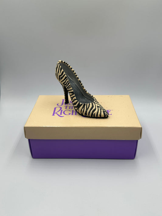 Just the Right Shoe "Serengeti" – Item 25025