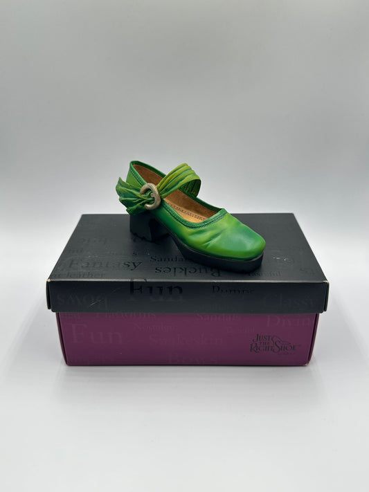 Just the Right Shoe "Treads" – Item 25078