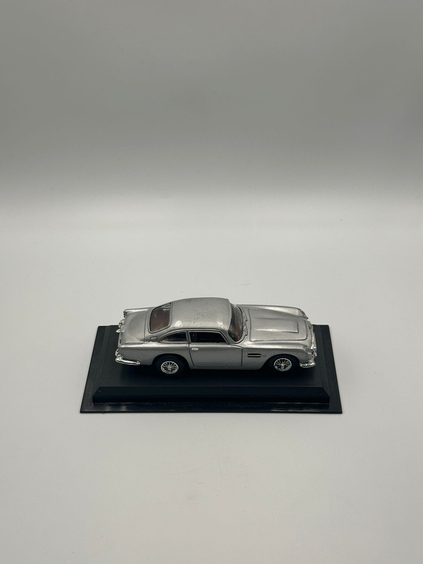 Del Prado The Ultimate Car Collection Issue 8 1964 Aston Martin DB5